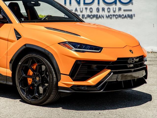 used 2023 Lamborghini Urus car, priced at $329,290