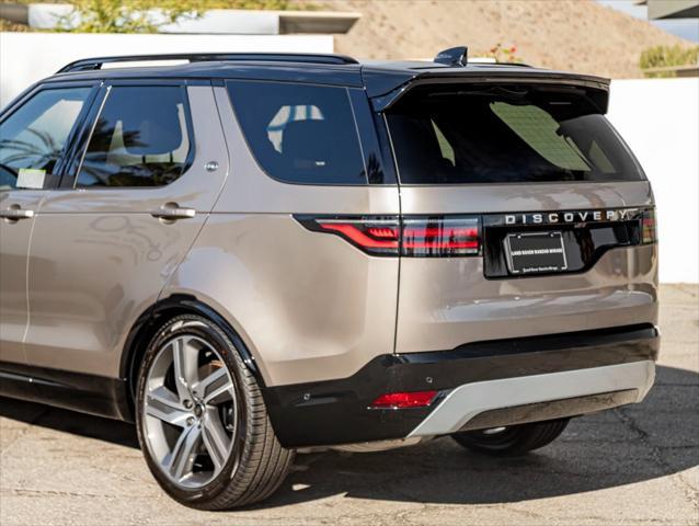 new 2025 Land Rover Discovery car, priced at $84,268