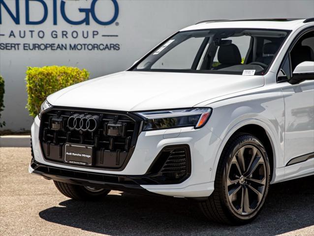 new 2025 Audi Q7 car, priced at $77,900