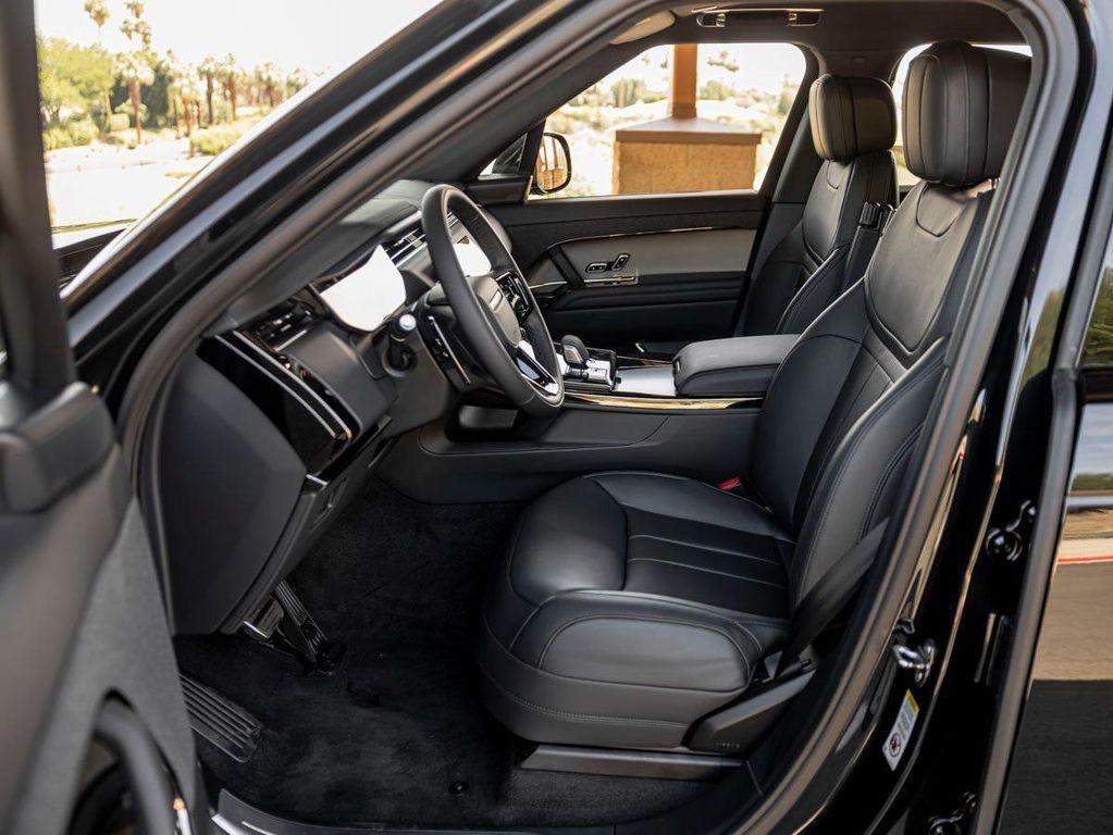 new 2025 Land Rover Range Rover Sport car, priced at $118,915