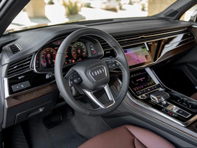 new 2025 Audi Q7 car, priced at $77,570