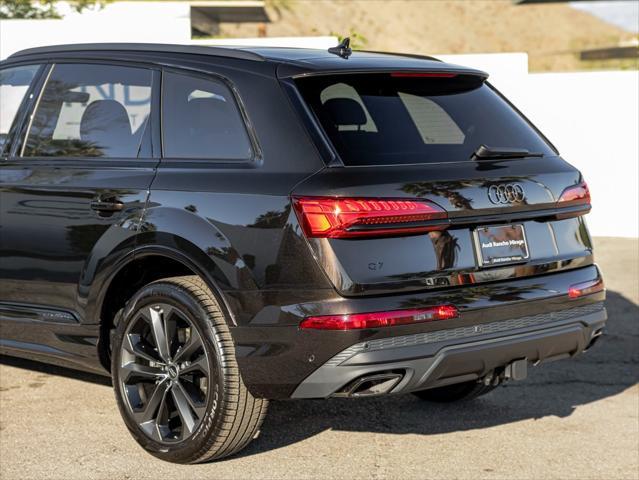 new 2025 Audi Q7 car, priced at $77,570