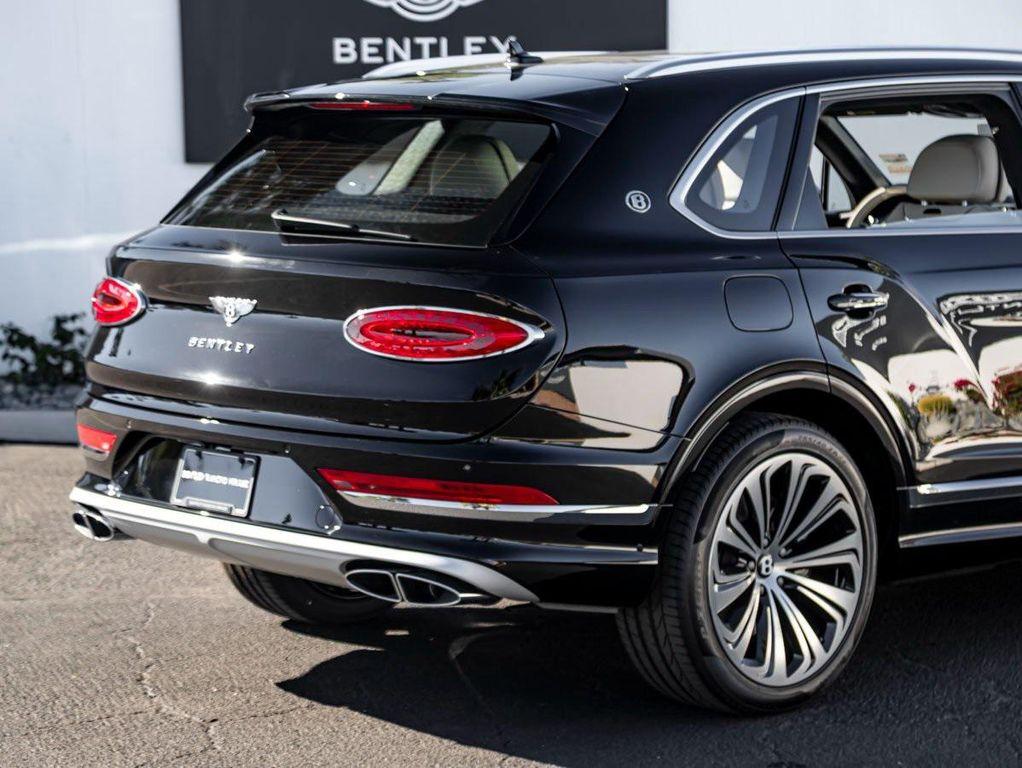 new 2025 Bentley Bentayga car, priced at $295,955