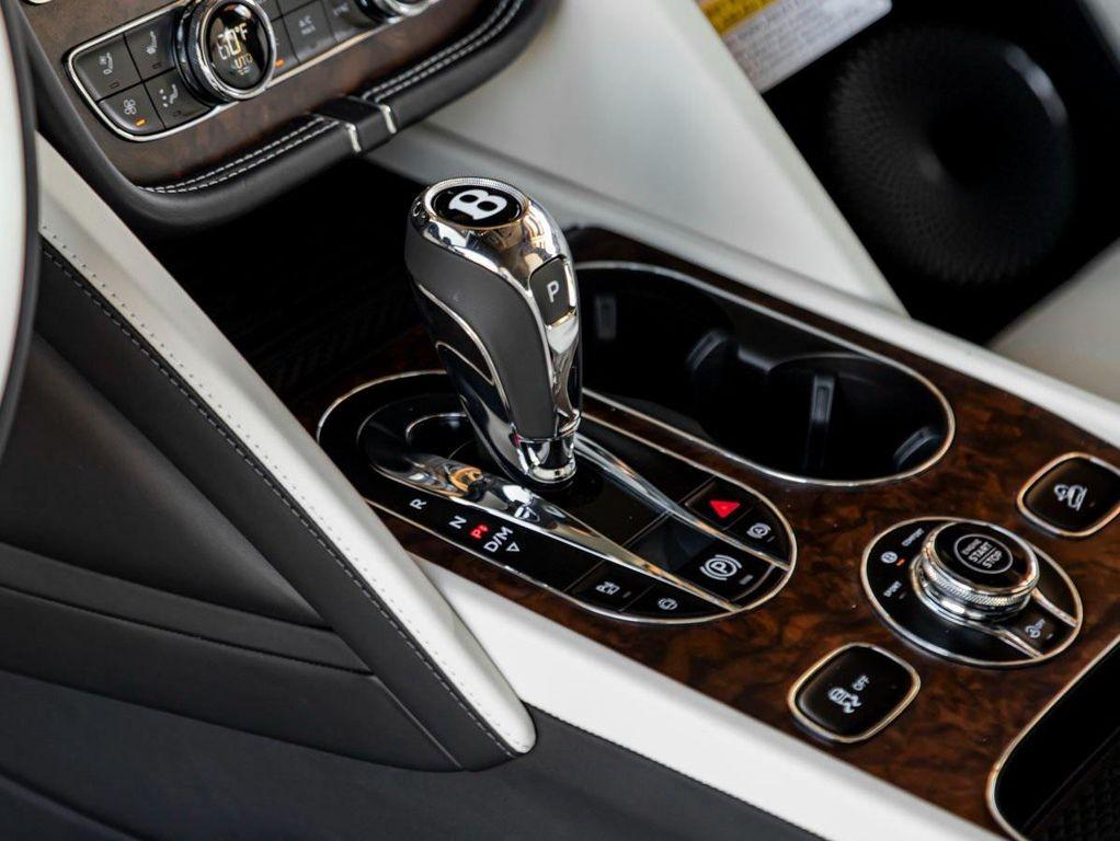 new 2025 Bentley Bentayga car, priced at $295,955