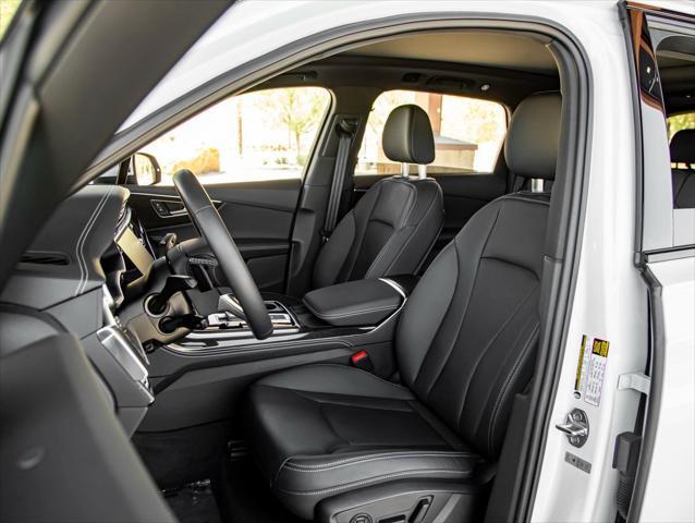 used 2025 Audi Q7 car, priced at $59,997