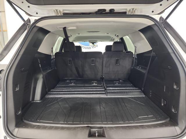 used 2020 Chevrolet Traverse car, priced at $21,290