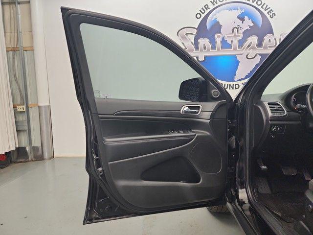 used 2021 Jeep Grand Cherokee car, priced at $23,990