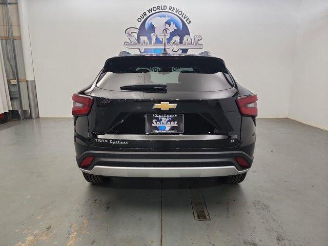 new 2025 Chevrolet Trax car, priced at $25,485