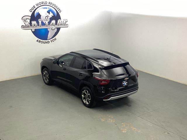 new 2025 Chevrolet Trax car, priced at $25,485
