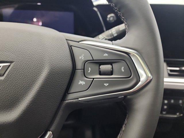 new 2025 Chevrolet Trax car, priced at $27,335