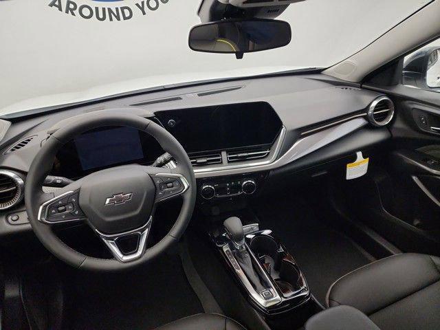 new 2025 Chevrolet Trax car, priced at $27,335