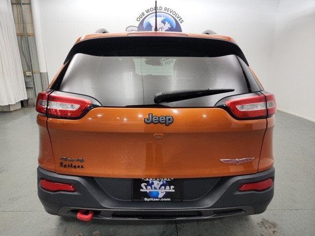 used 2015 Jeep Cherokee car, priced at $10,990