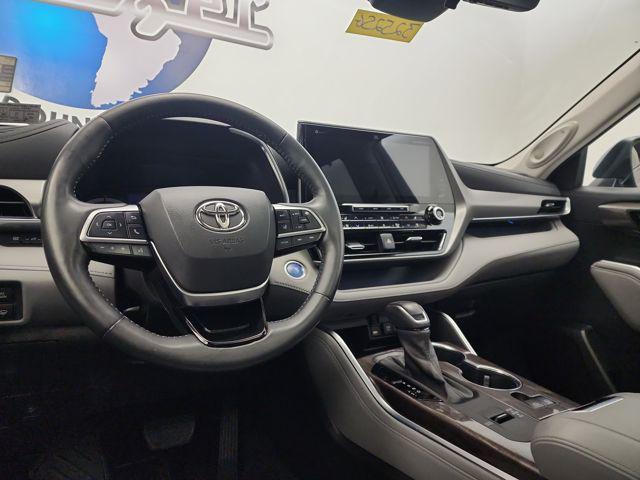 used 2021 Toyota Highlander Hybrid car, priced at $40,190