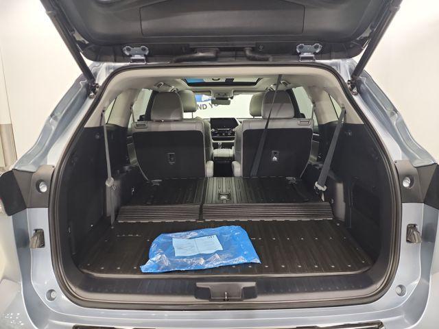 used 2021 Toyota Highlander Hybrid car, priced at $40,190