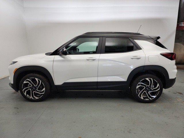 new 2025 Chevrolet TrailBlazer car, priced at $34,575