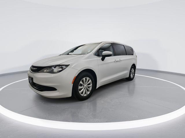used 2017 Chrysler Pacifica car, priced at $11,690