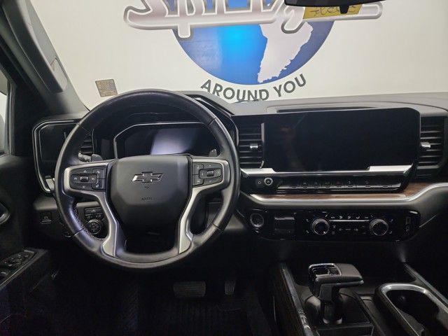 used 2022 Chevrolet Silverado 1500 car, priced at $38,290
