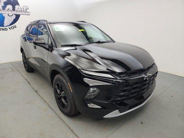 new 2025 Chevrolet Blazer car, priced at $38,830