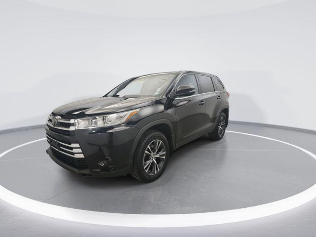 used 2019 Toyota Highlander car, priced at $20,990