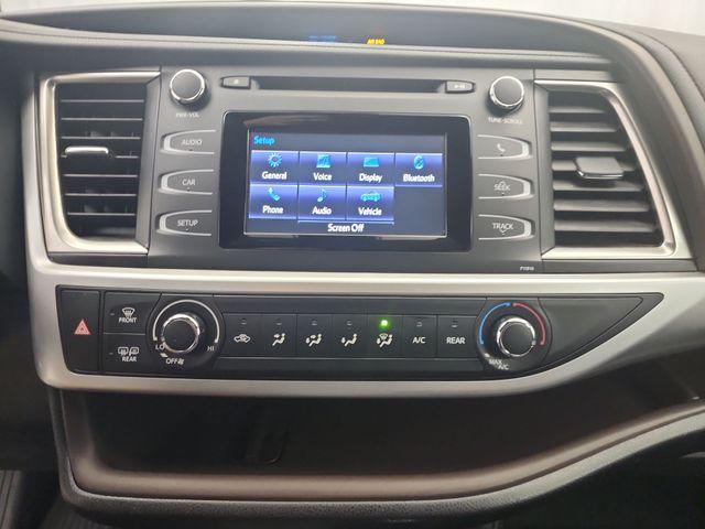 used 2019 Toyota Highlander car, priced at $20,990