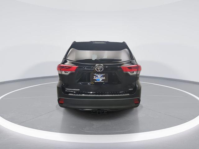 used 2019 Toyota Highlander car, priced at $20,990