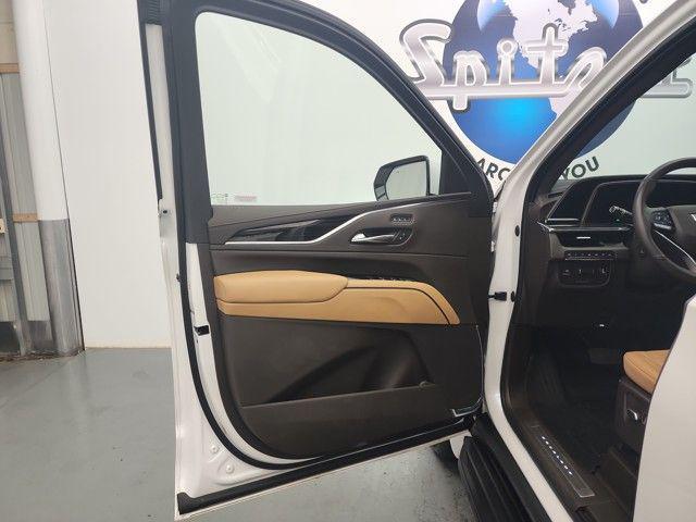 used 2021 Cadillac Escalade ESV car, priced at $63,990