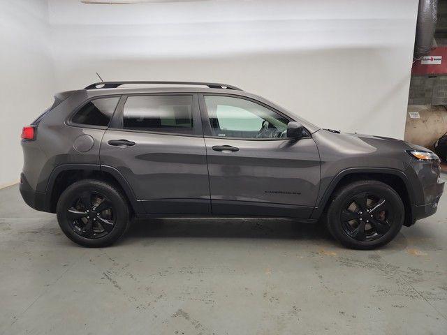 used 2016 Jeep Cherokee car, priced at $10,290