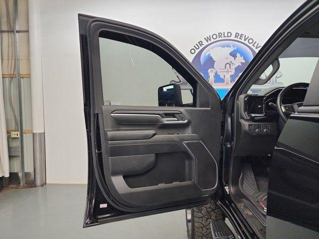 used 2024 Chevrolet Silverado 3500 car, priced at $55,990