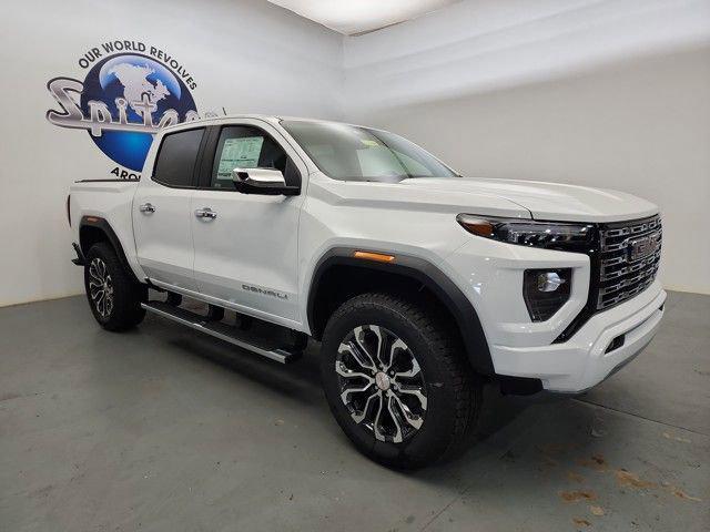 new 2025 GMC Canyon car, priced at $54,945