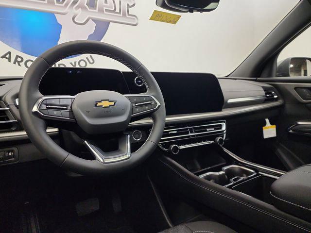 new 2026 Chevrolet Traverse car, priced at $49,140