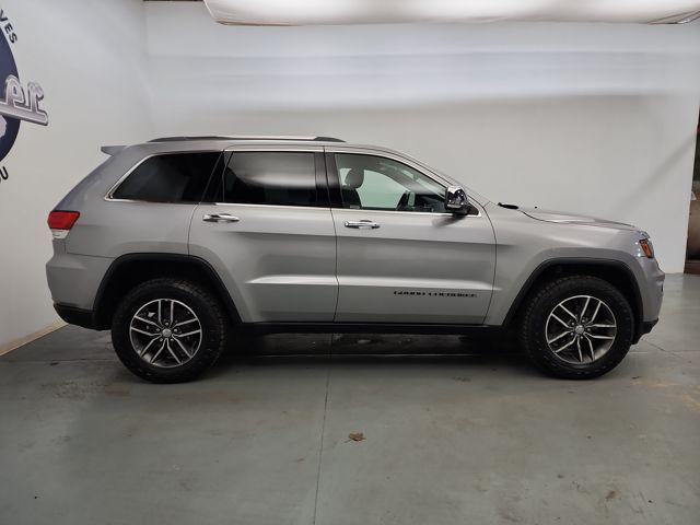 used 2018 Jeep Grand Cherokee car, priced at $15,490