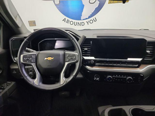used 2022 Chevrolet Silverado 1500 car, priced at $37,990
