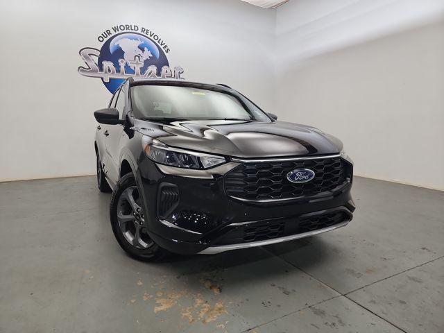 used 2024 Ford Escape car, priced at $24,990