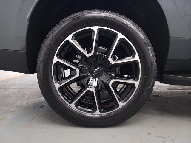 new 2025 Chevrolet Suburban car, priced at $78,810