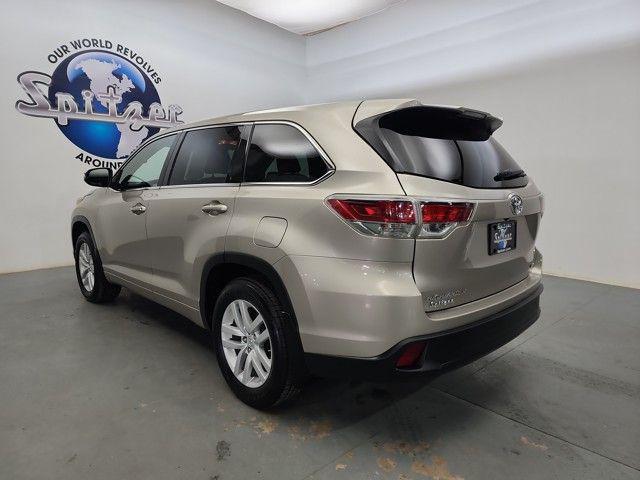 used 2014 Toyota Highlander car, priced at $13,490