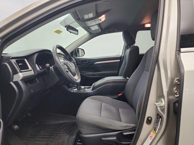 used 2014 Toyota Highlander car, priced at $13,490