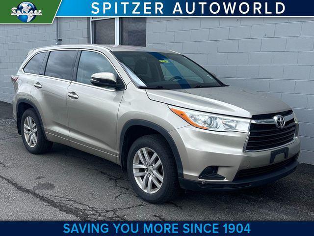 used 2014 Toyota Highlander car, priced at $13,490