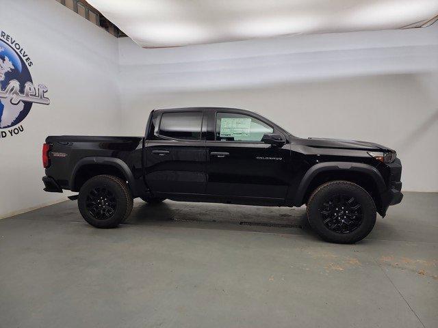 new 2025 Chevrolet Colorado car, priced at $44,940
