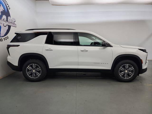 new 2026 Chevrolet Traverse car, priced at $44,165
