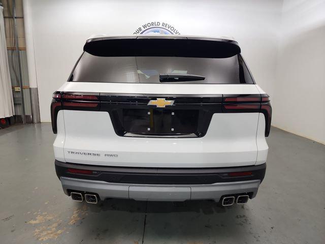 new 2026 Chevrolet Traverse car, priced at $44,165