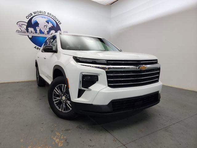 new 2026 Chevrolet Traverse car, priced at $44,165