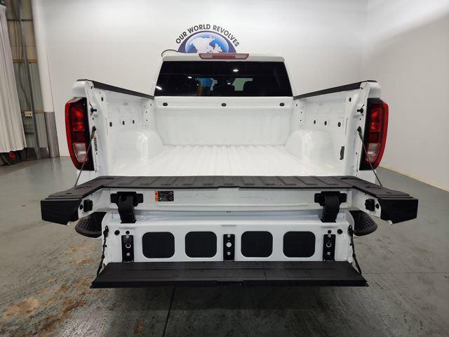 new 2026 GMC Sierra 1500 car, priced at $52,940
