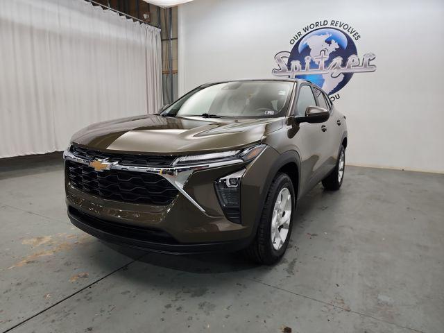used 2024 Chevrolet Trax car, priced at $21,490