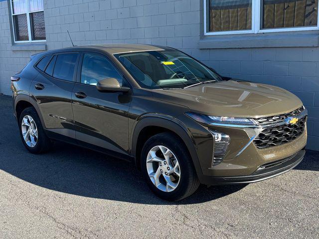 used 2024 Chevrolet Trax car, priced at $21,490