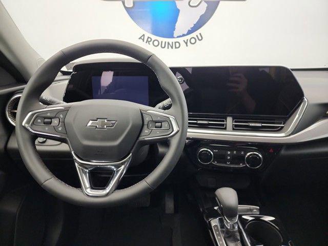 new 2025 Chevrolet Trax car, priced at $27,335