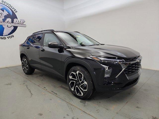 new 2025 Chevrolet Trax car, priced at $27,735
