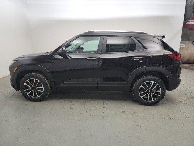 new 2025 Chevrolet TrailBlazer car, priced at $30,330