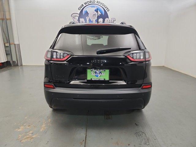used 2023 Jeep Cherokee car, priced at $24,390