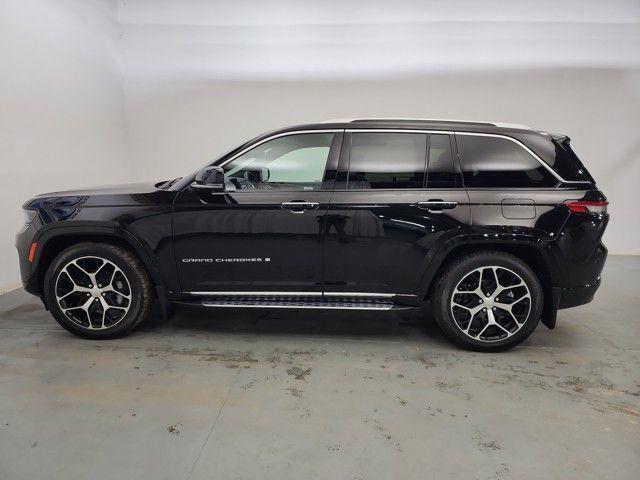 used 2023 Jeep Grand Cherokee car, priced at $47,990