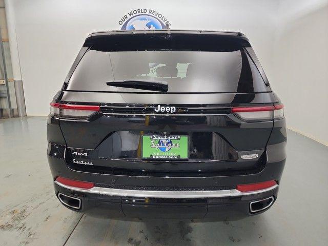 used 2023 Jeep Grand Cherokee car, priced at $47,990